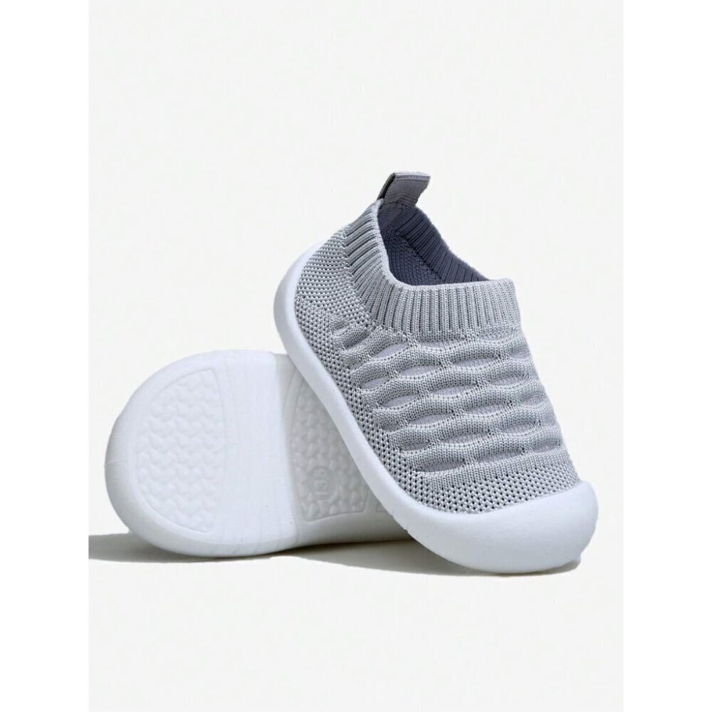 Gray Mesh Breathable Kids Soft-Sole Non-Slip Newborn First Walker Shoes